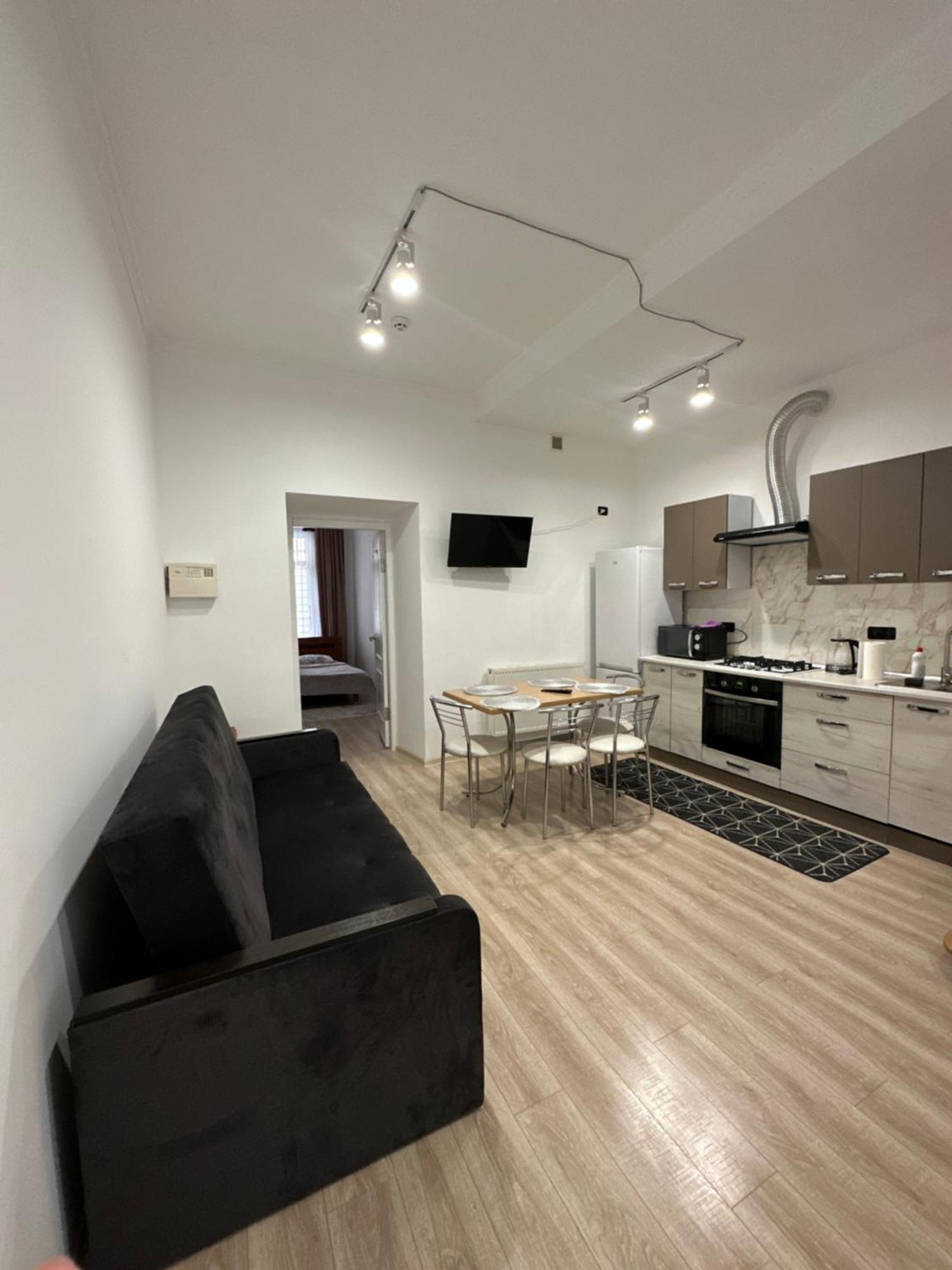 Levvv Apartment リヴィウ エクステリア 写真